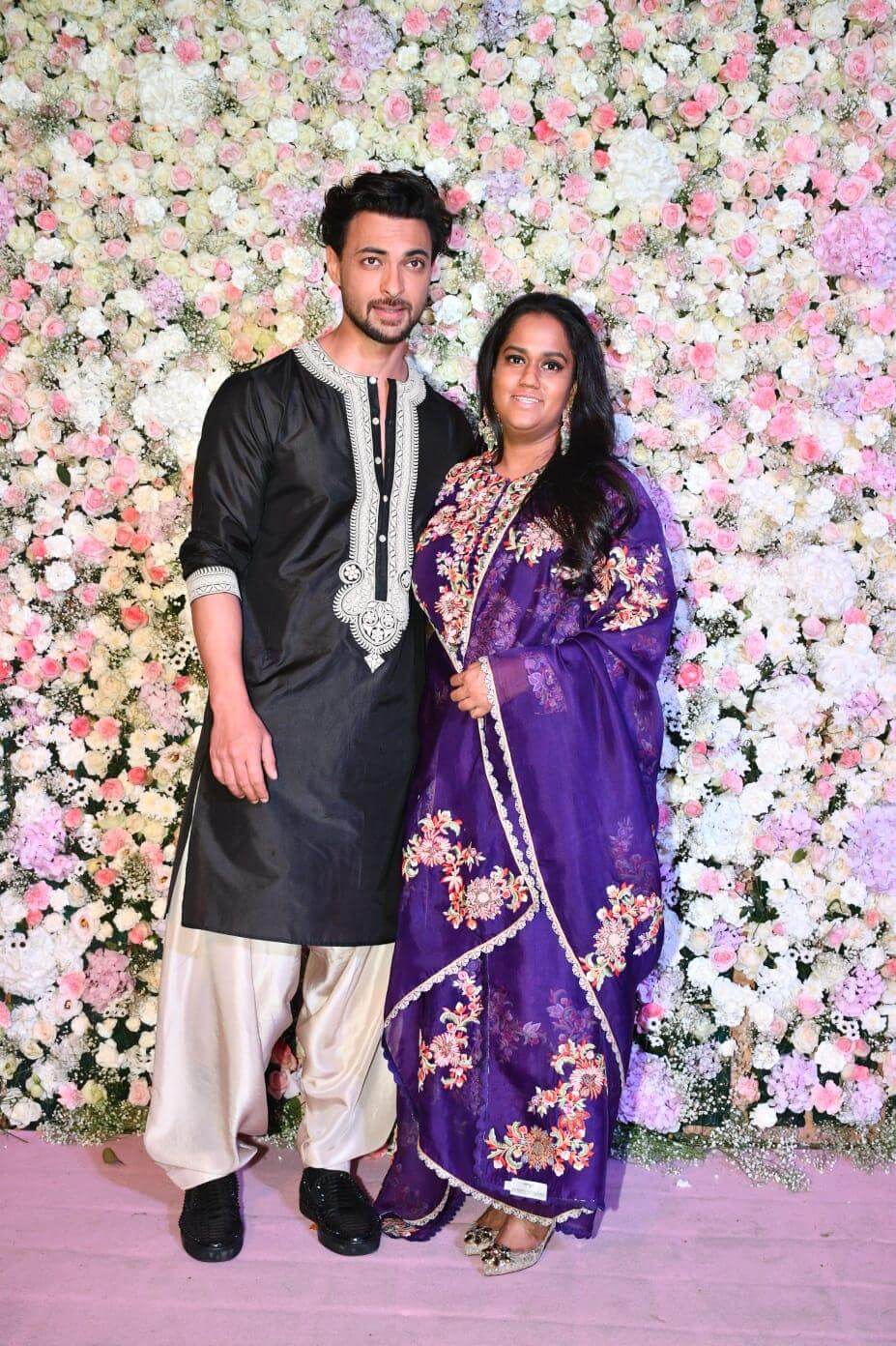 Aayush Sharma And Arpita Khan - Bollywood Celebs Attends Aayush Sharma And Arpita Khan's Eid party