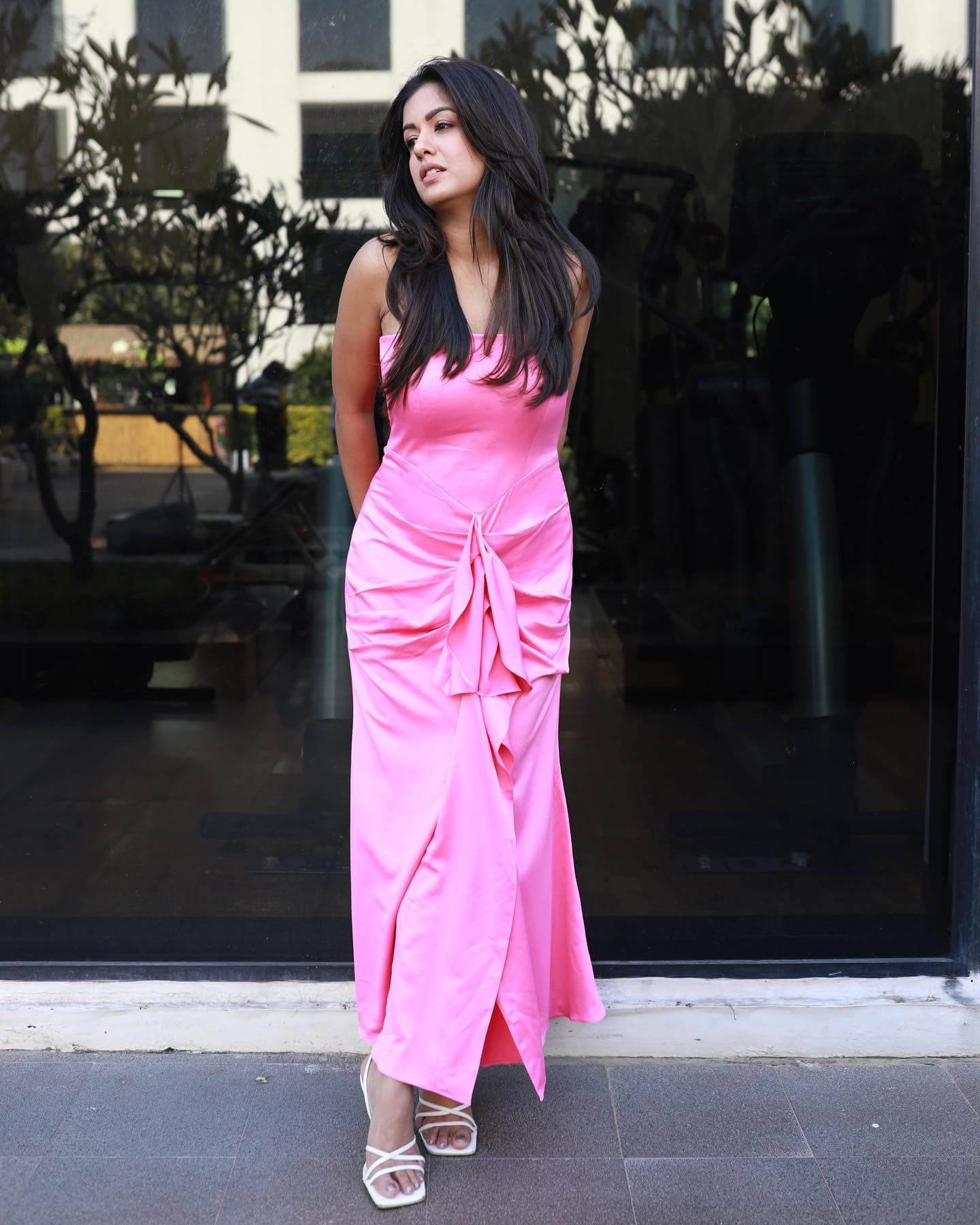 Gorgeous Ishita Dutta In Pink Long Body Hugging Dress