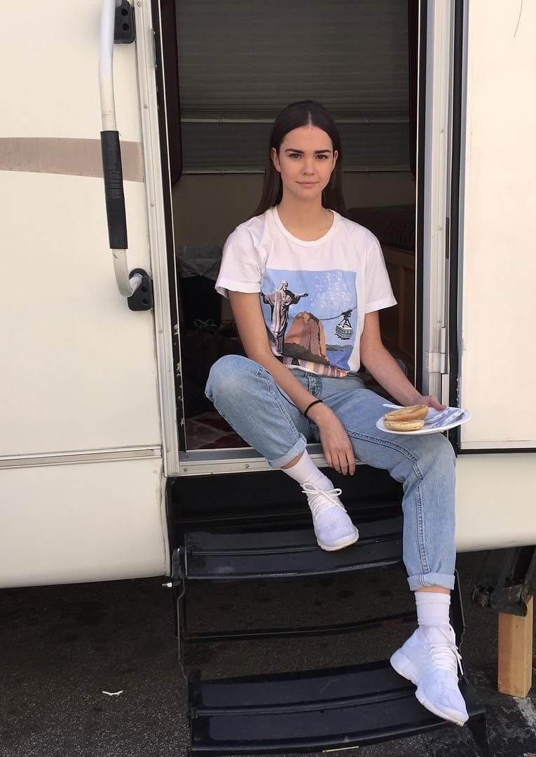 Maia Mitchell Looks Trendy And Stylish In An Oversized Tee And Denim Bottoms