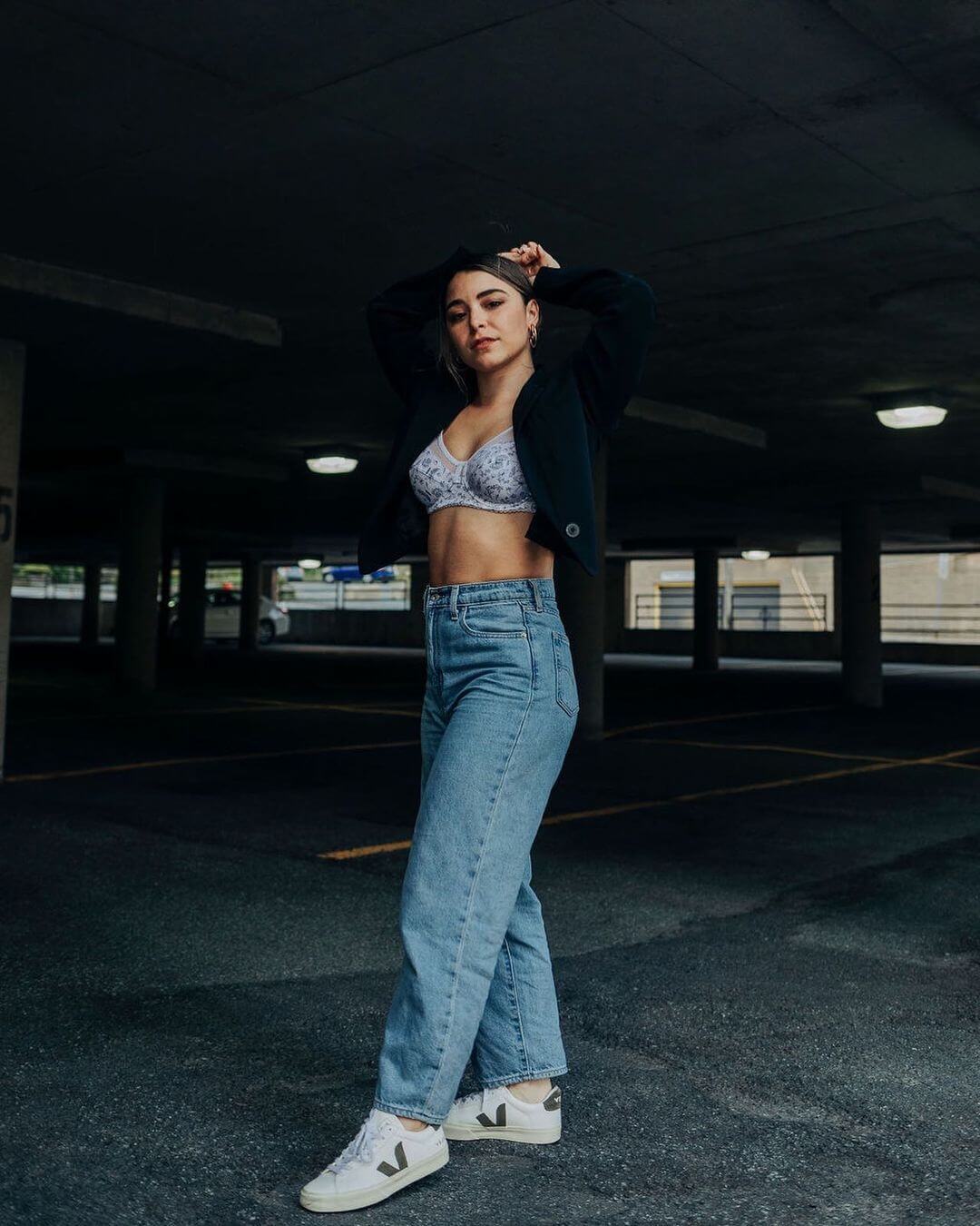 Nicole Munoz's Hot Denim Look - A Perfect Fusion of Grace, Glamour, and Sunkissed Glow