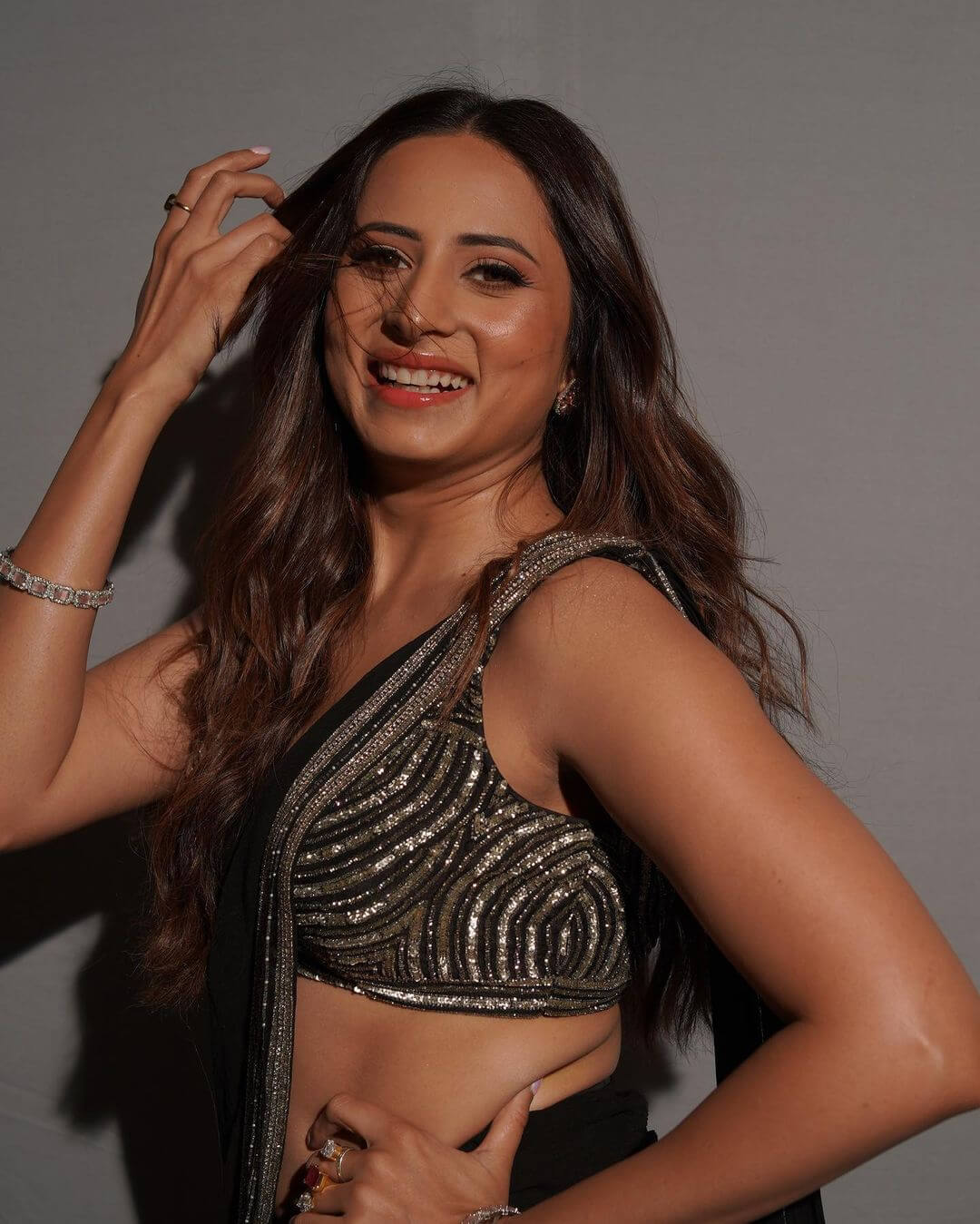 Sargun Mehta In Sexy Black Saree With Stone Embedded Blouse