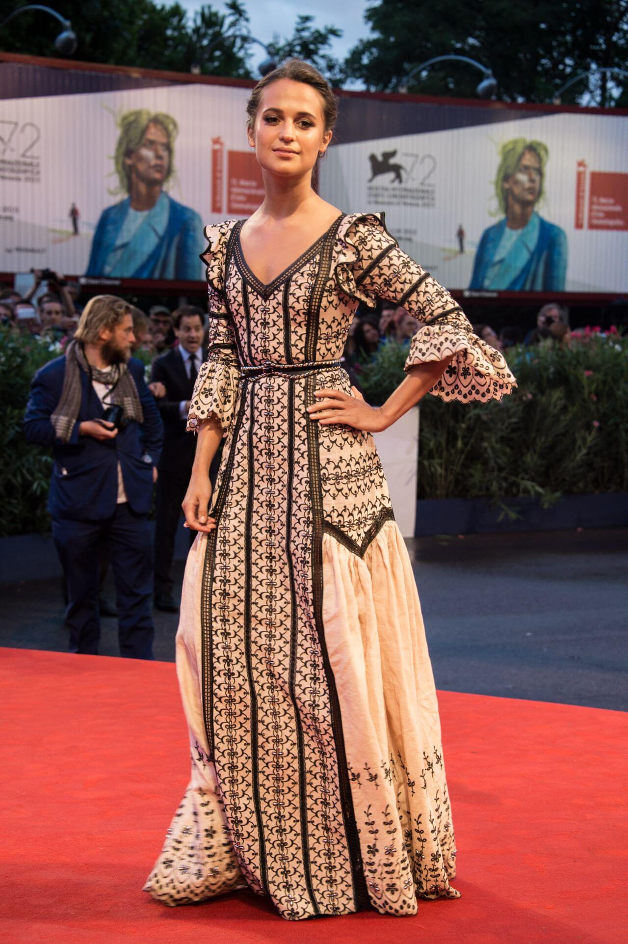 Alicia Vikander In Full Ruffle Sleeves Printed Long Maxi Dress