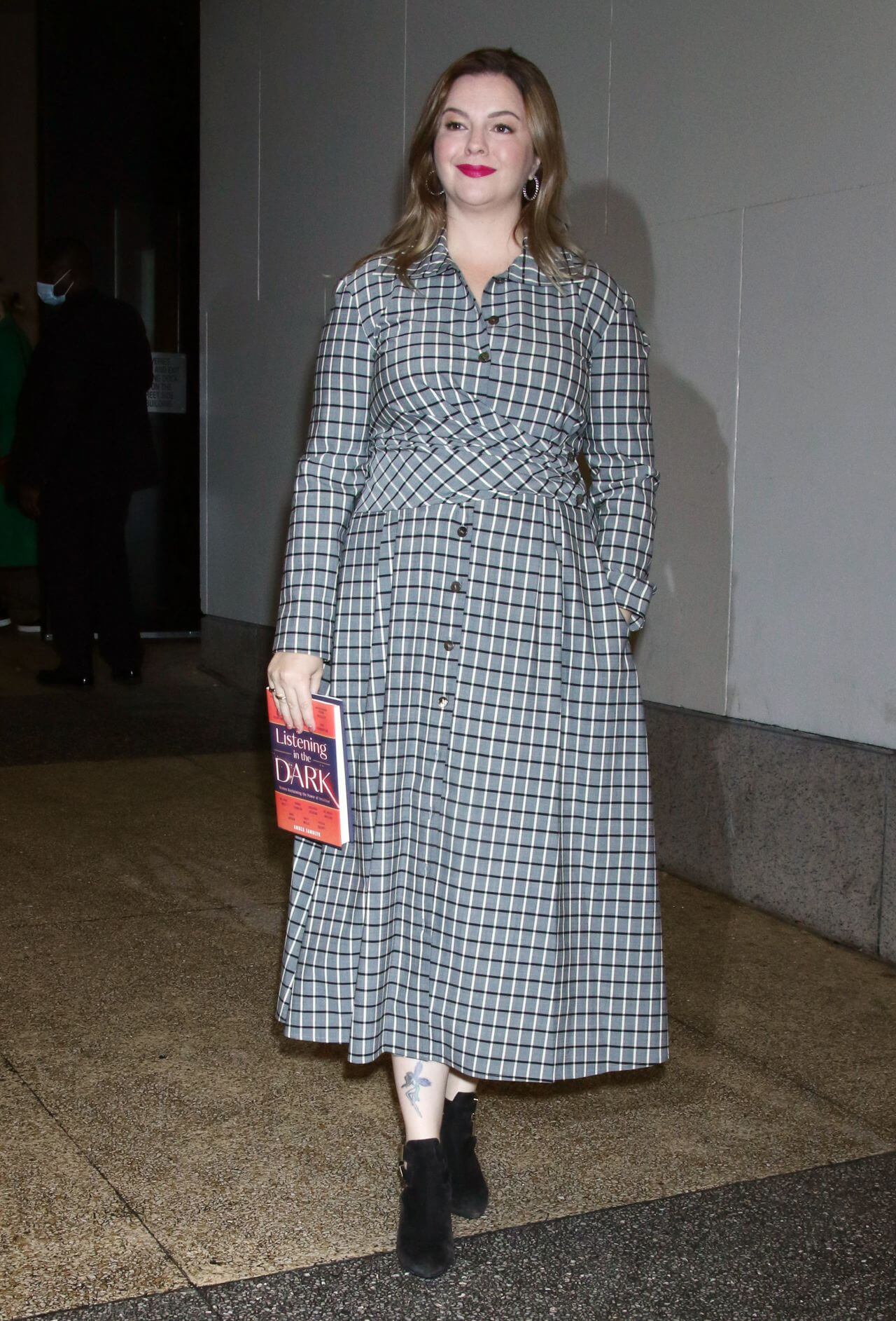 Amber Tamblyn In Grey Checked Full Sleeves Long Dress At CBS Mornings in New York