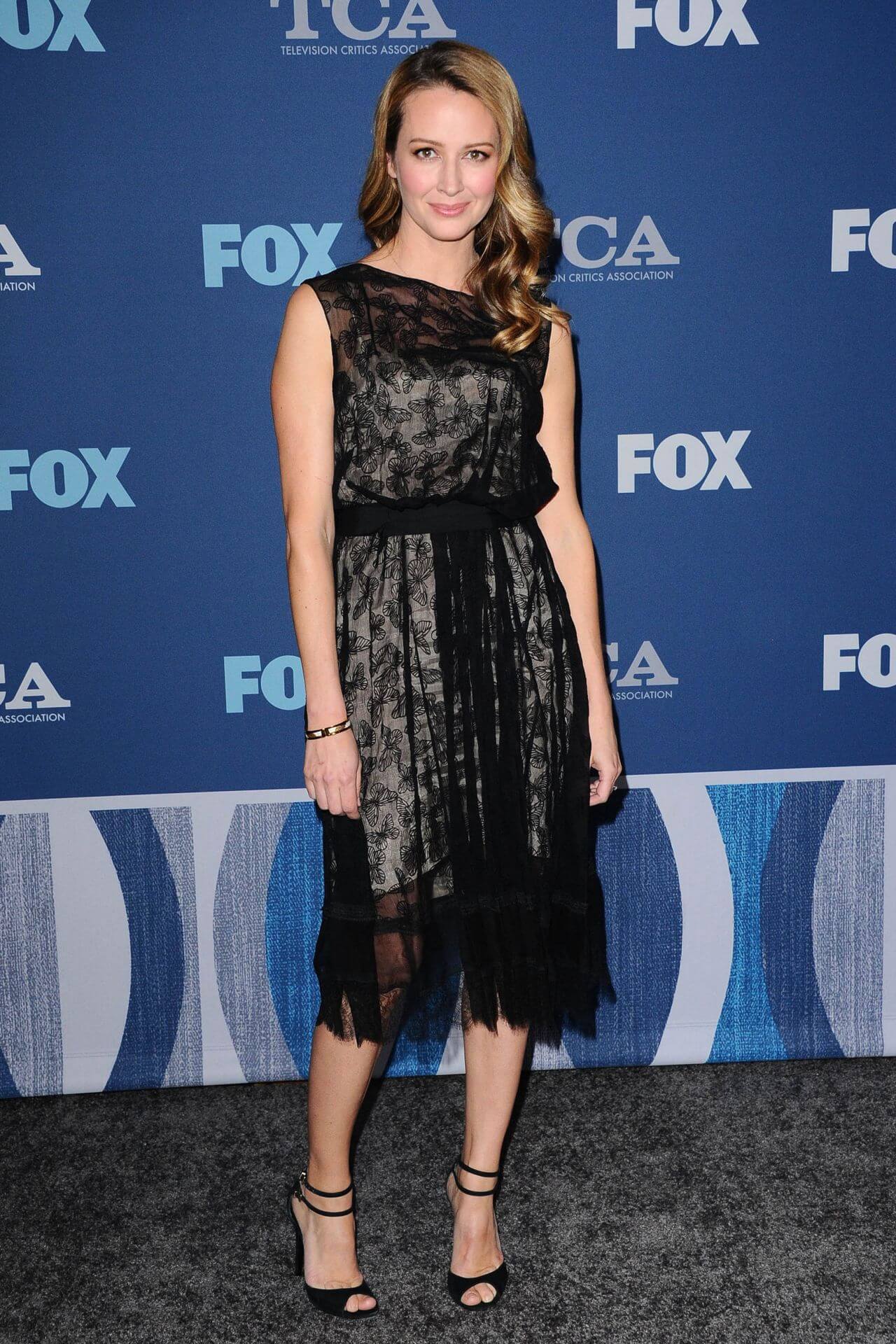 Amy Acker In Black Sheering One Side Half Sleeves Ruffle Dress At Fox Winter TCA All-Star Party in Pasadena