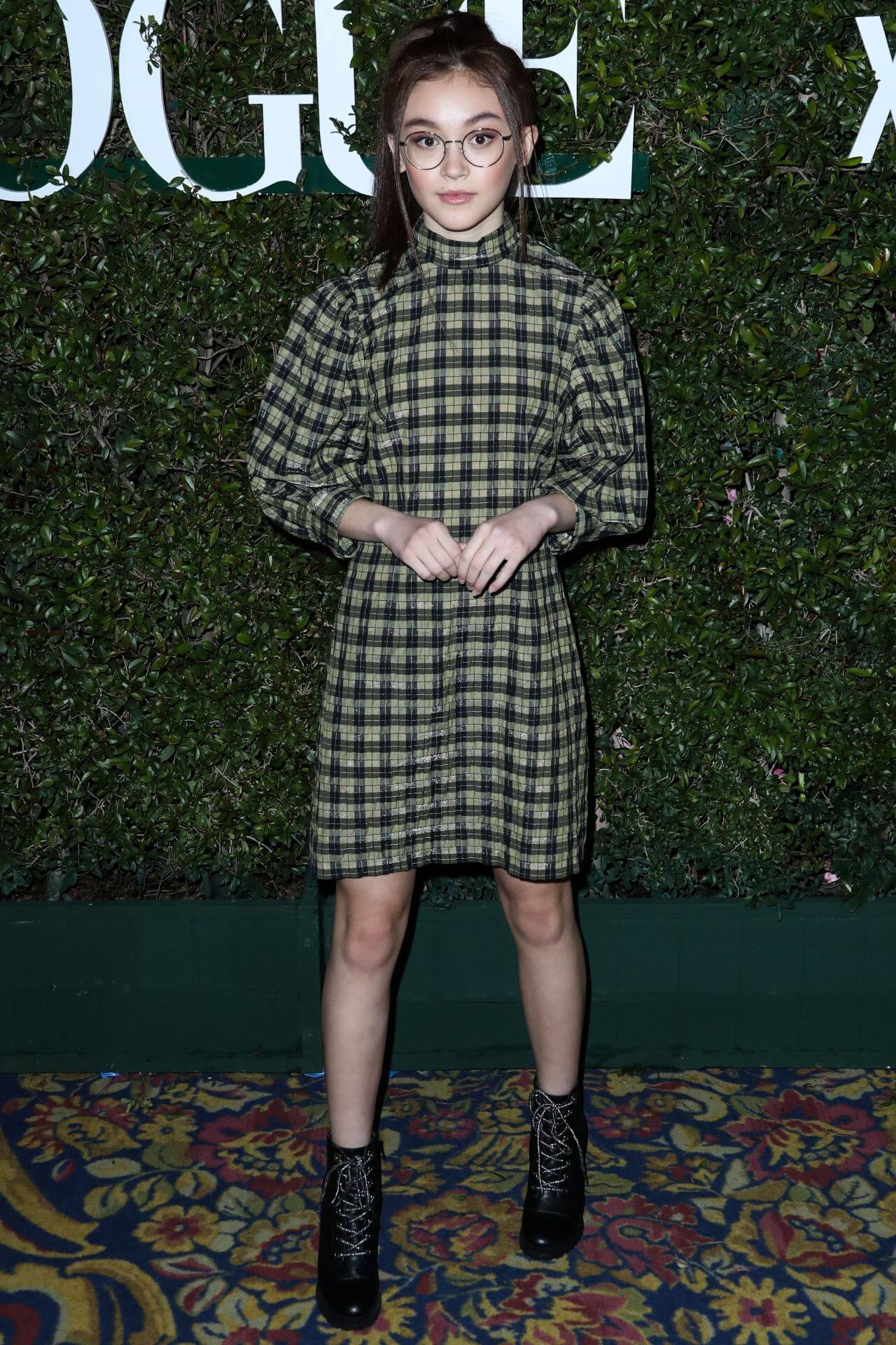 Anna Cathcart  In Green Checked Baggy Sleeves Short Dress At Teen Vogue’s   Young Hollywood Party