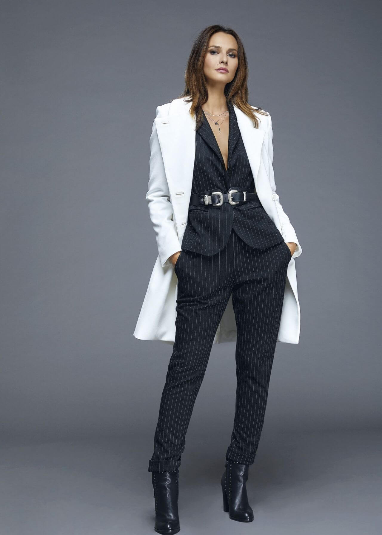 Anna Safroncik In White Long Blazer With Black Striped Pantsuit Outfit At Talco Campaign Autumn/Winter