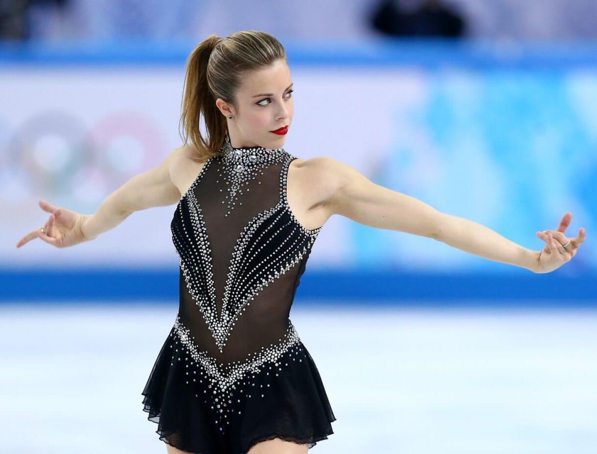 Ashley Wagner  In Black Mini Outfit At Figure Skating Team Ladies Short Program Sochi