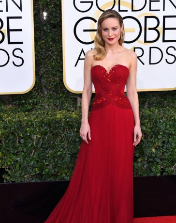 Brie Larson  In  Hot Red Strapless Sweetheart Neck Long Flare Gown At Golden Globe Awards in Beverly Hills