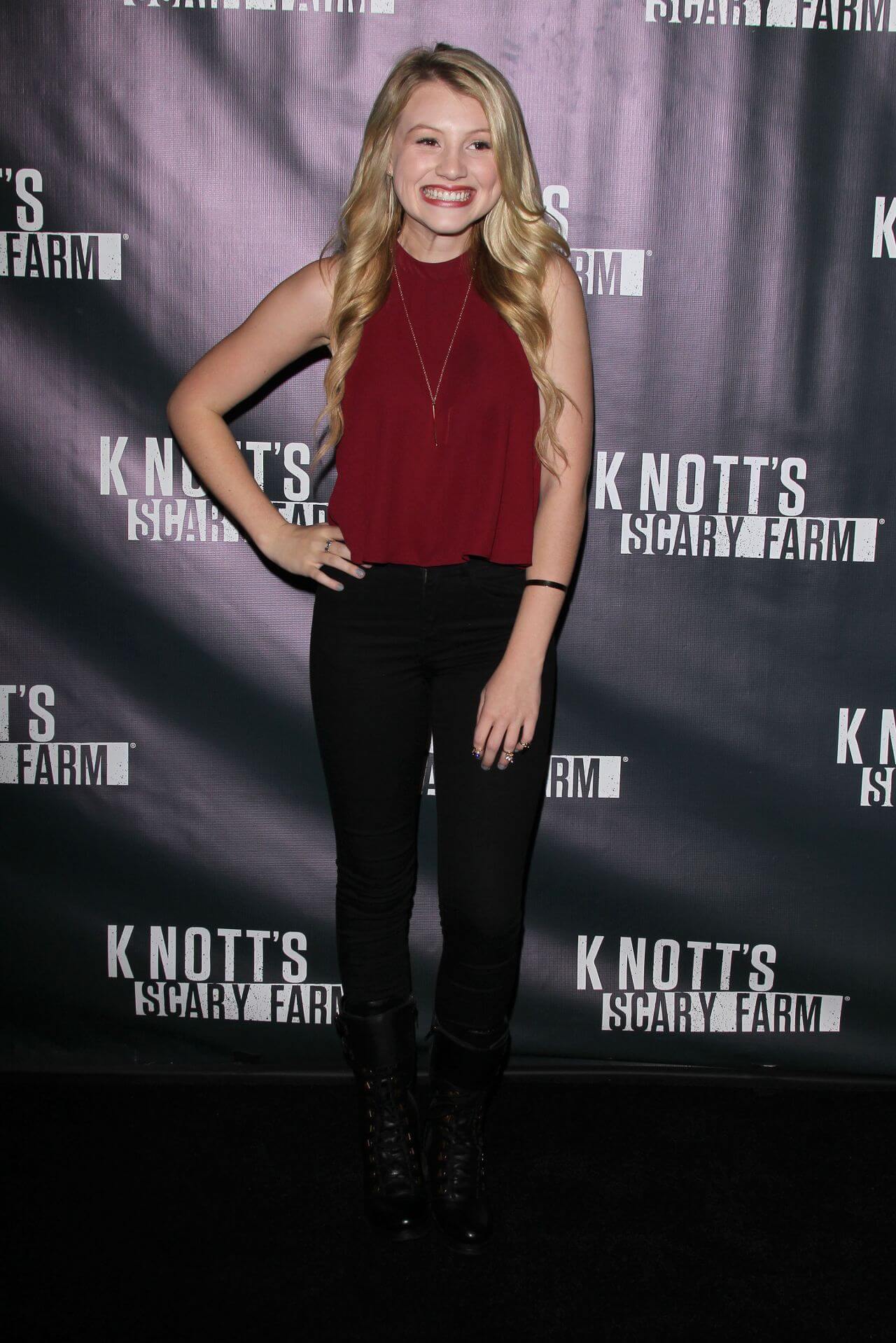 Brooke Sorenson  In Maroon Top With Black Jeans At Knott’s Scary Farm Black Carpet in Buena Park