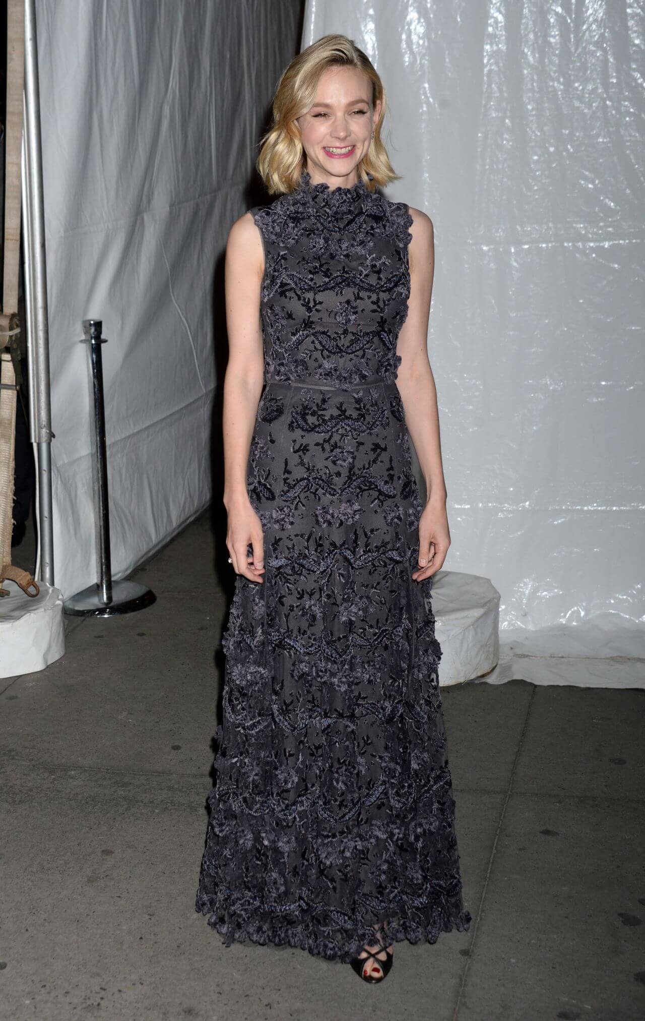 Carey Mulligan  In Black Embroidery Sleeveless Long Dress At Gotham Independent Film Awards in New York