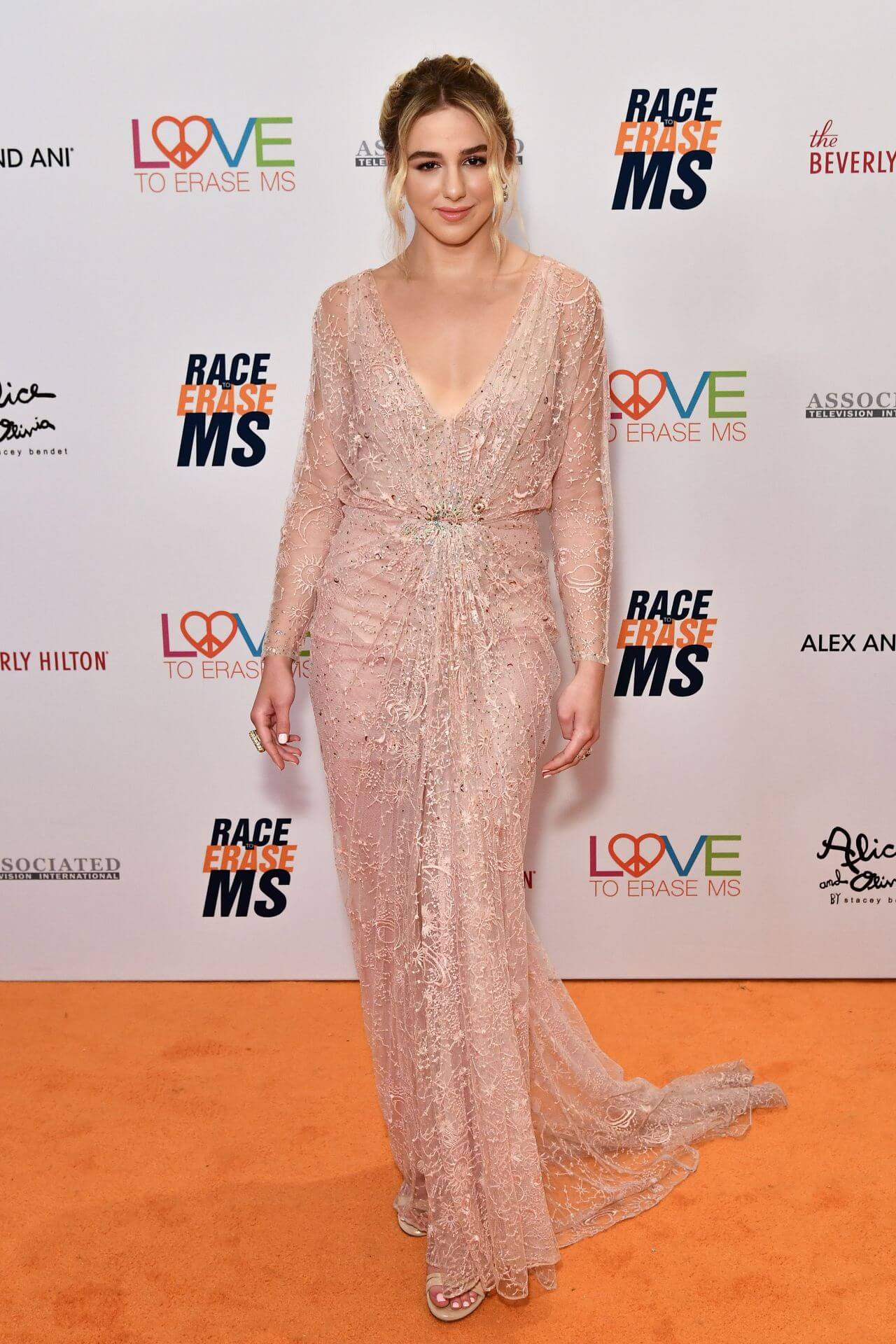 Chloe Lukasiak In Dusky Pink Shimmery V Neckline Long Gown At Race to Erase MS Gala