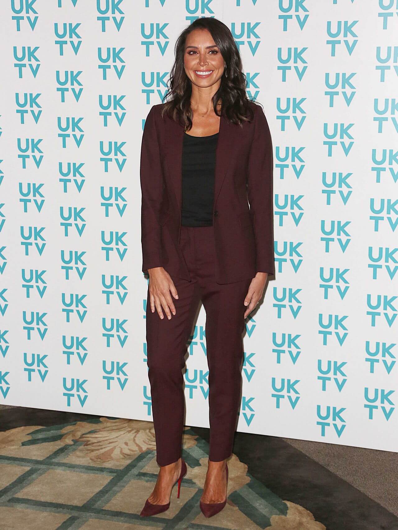 Christine Bleakley In Maroon Blazer Under Black Top With Pants 