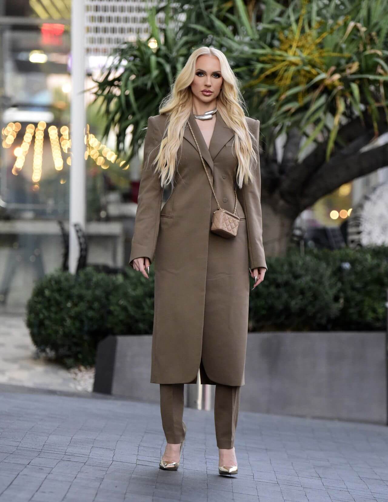 Christine Quinn In Brown Long Overcoat With Pants Outfits