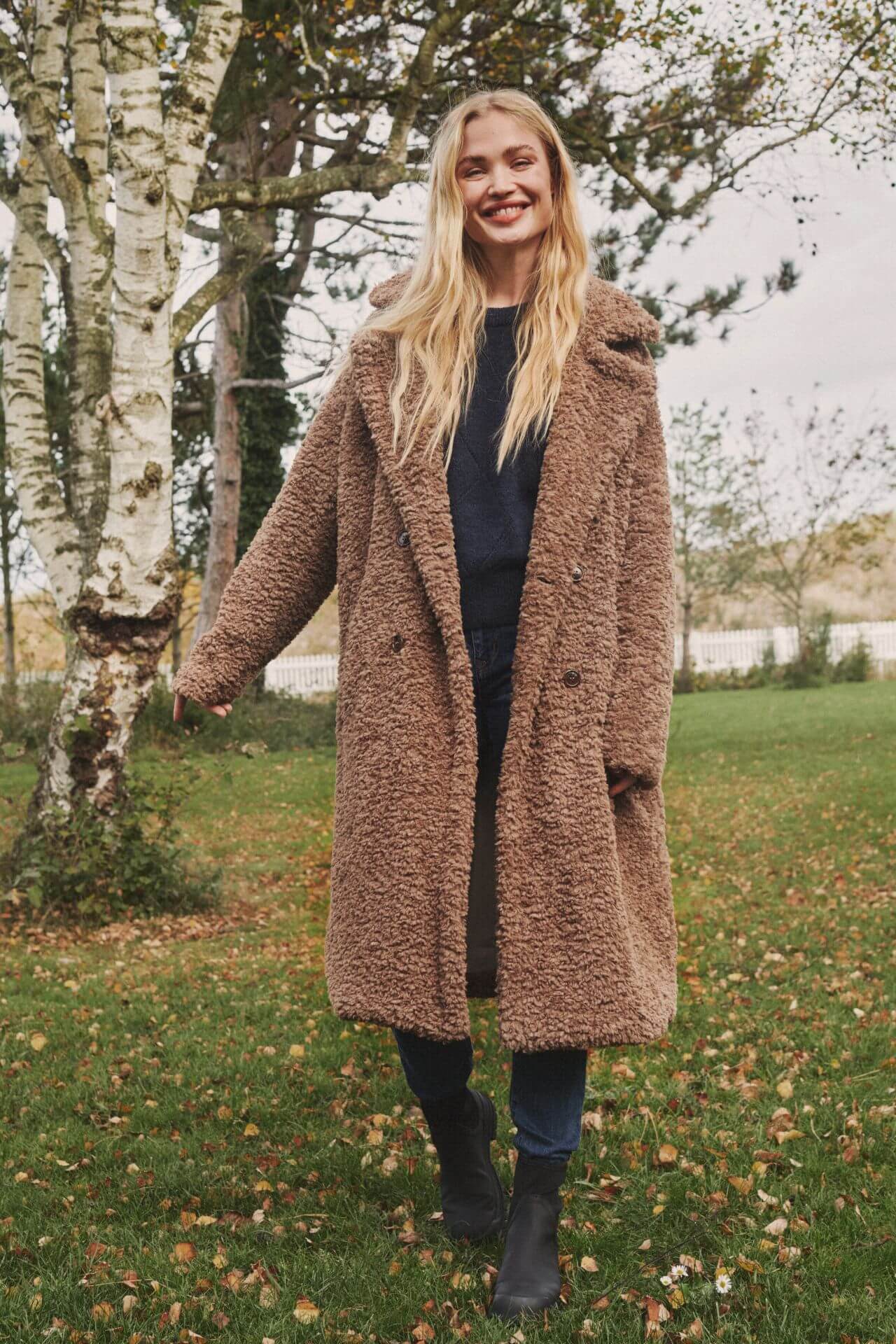 Camilla Forchhammer Christensen In Brown Long Overcoat Under Black Outfit
