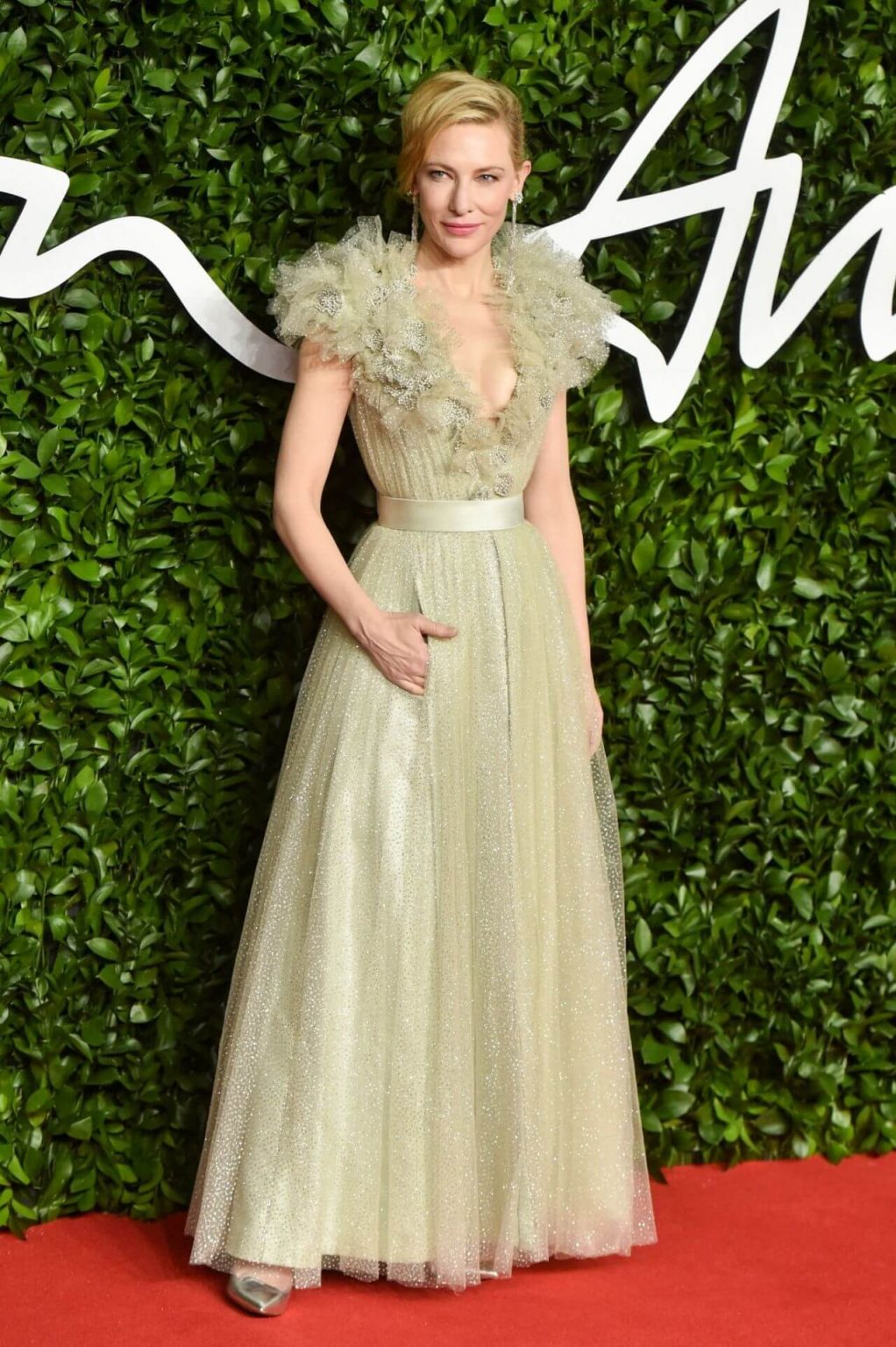 Cate Blanchett - Outfits , Style and Looks - K4 Fashion