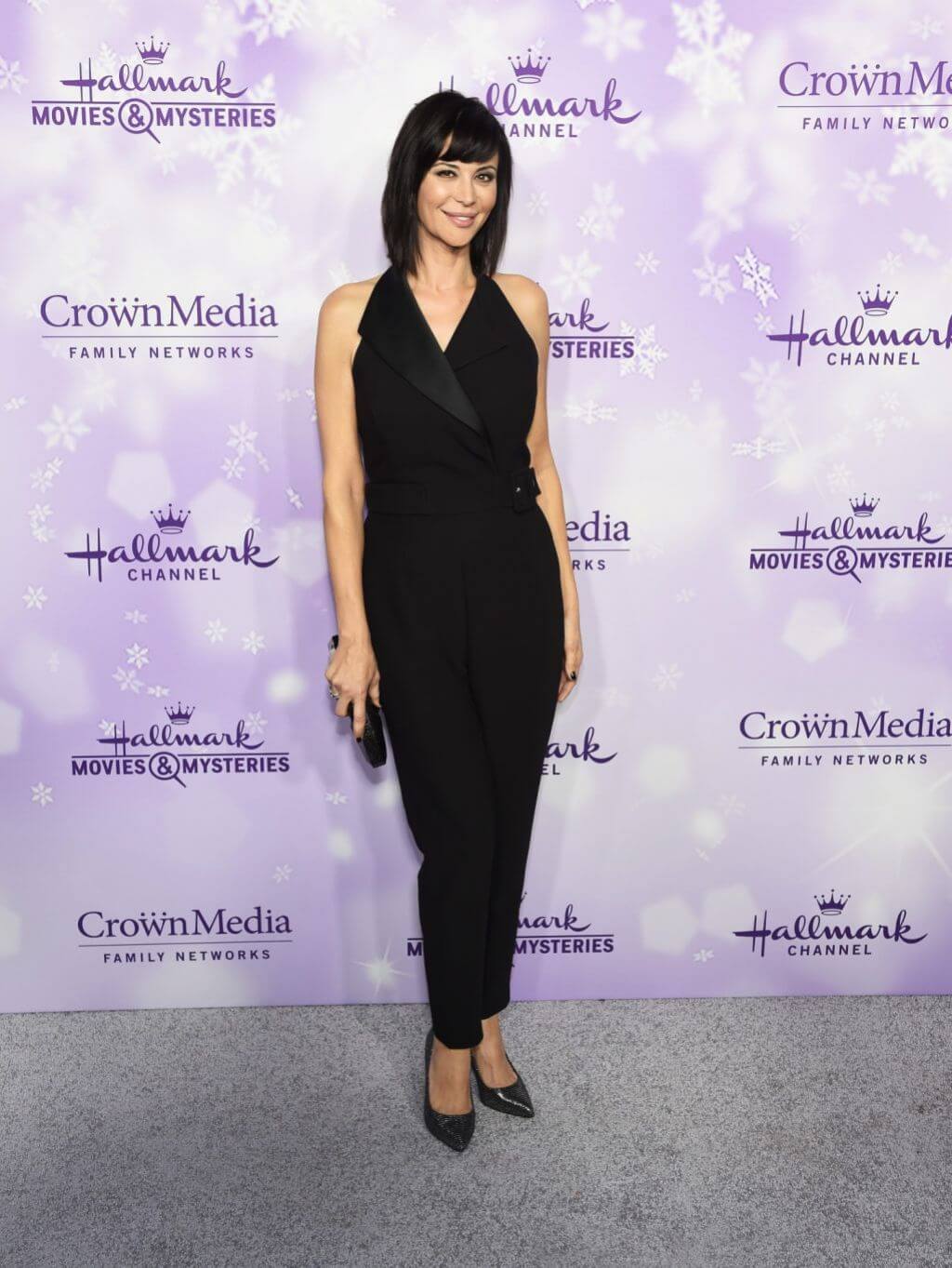 Catherine Bell Gorgeous Looks In Black Collar Jumpsuit Outfits