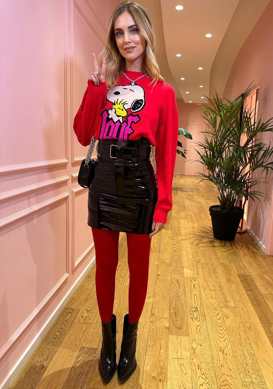 Chiara Ferragni  Gorgeous looks In Red Pullover With Shiny Leather Mini Skirt Outfit