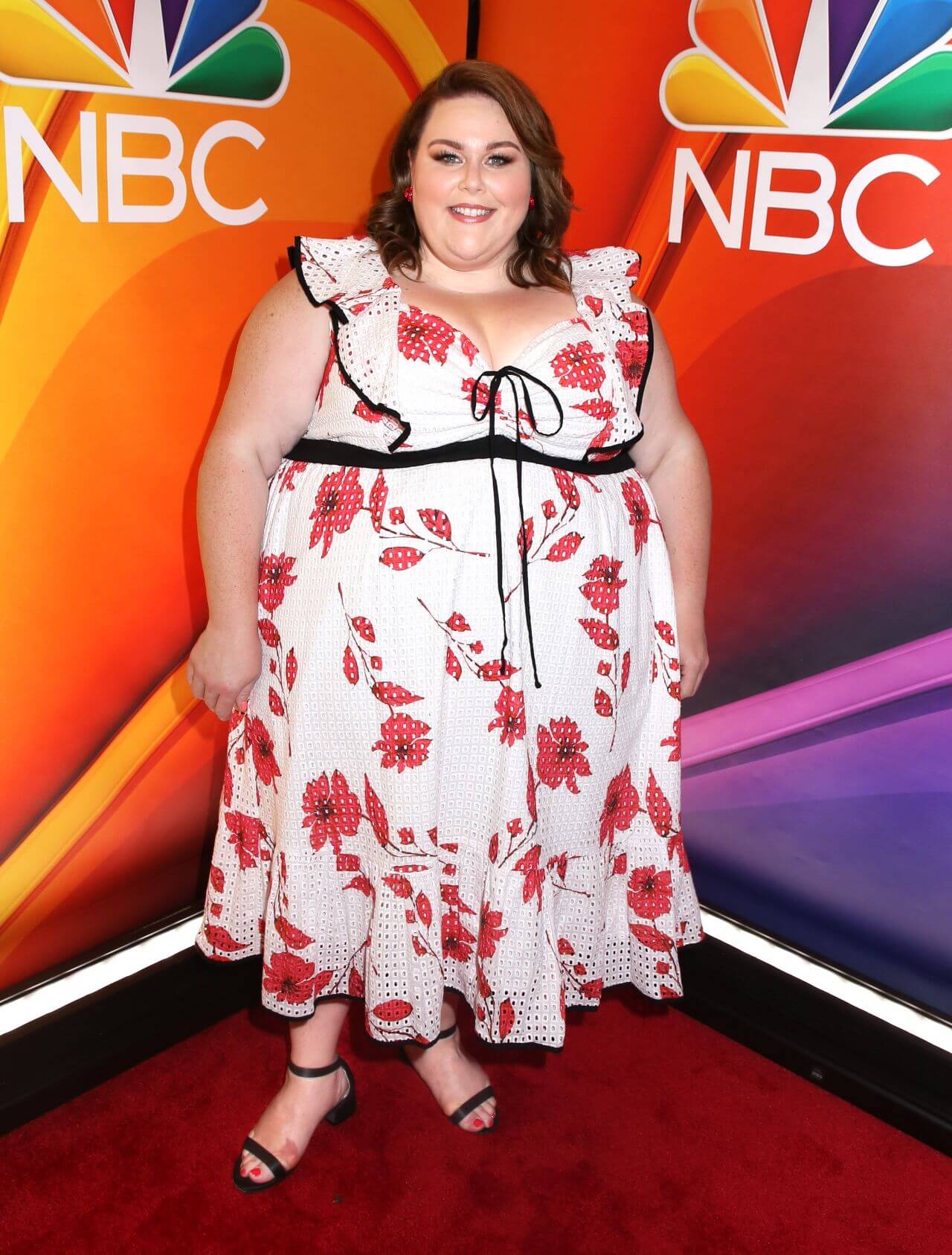 Chrissy Metz  In White Floral Print Sleeveless Long Dress At NBCUniversal Upfront Presentation in NYC