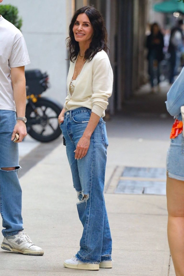 90's Courteney Cox Inspired Outfits - K4 Fashion