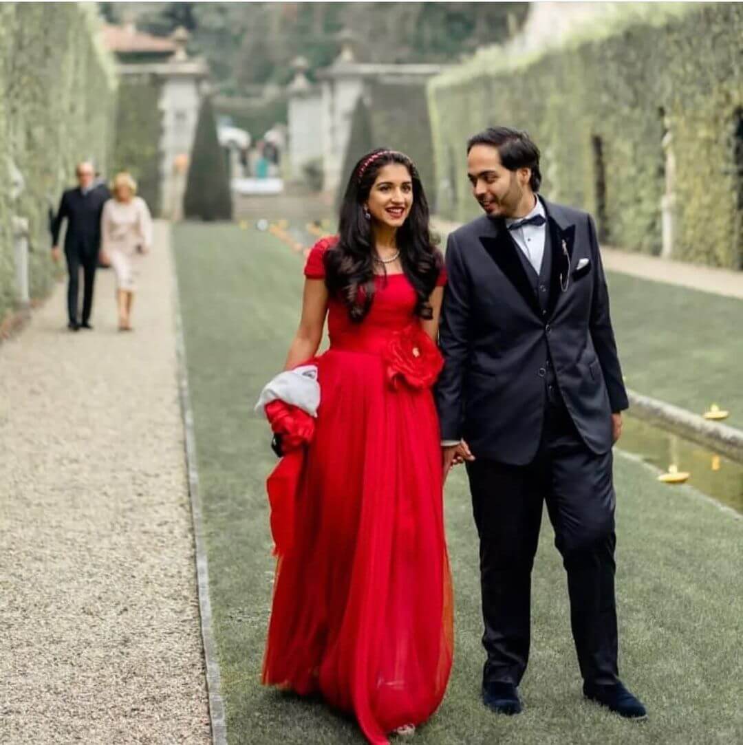 Gorgeous Radhika Merchant In Red Long Gown Dress Outfit