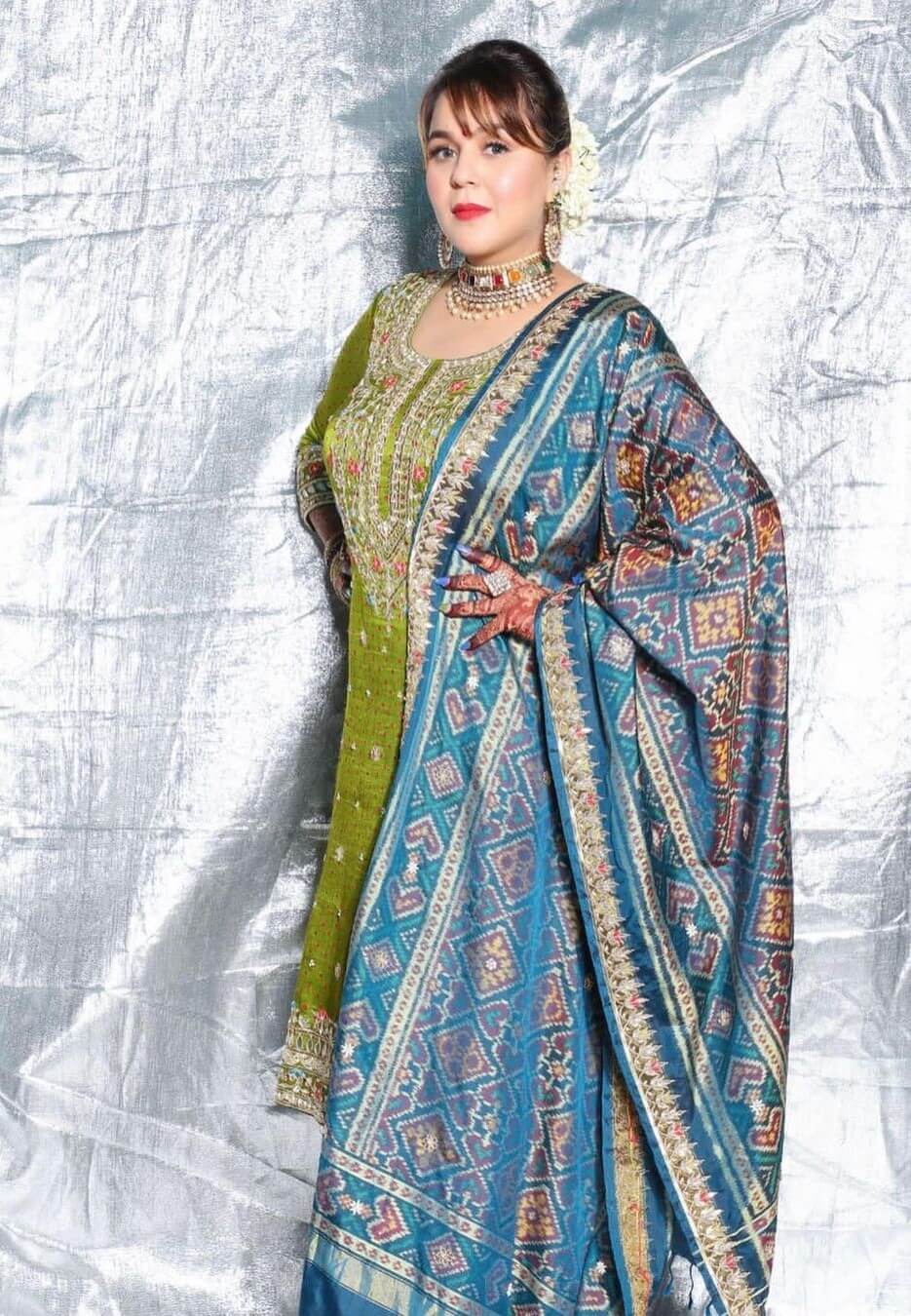 Lovely Ginni Chatrath In Green Embellished Suit With Printed Silk Dupatta