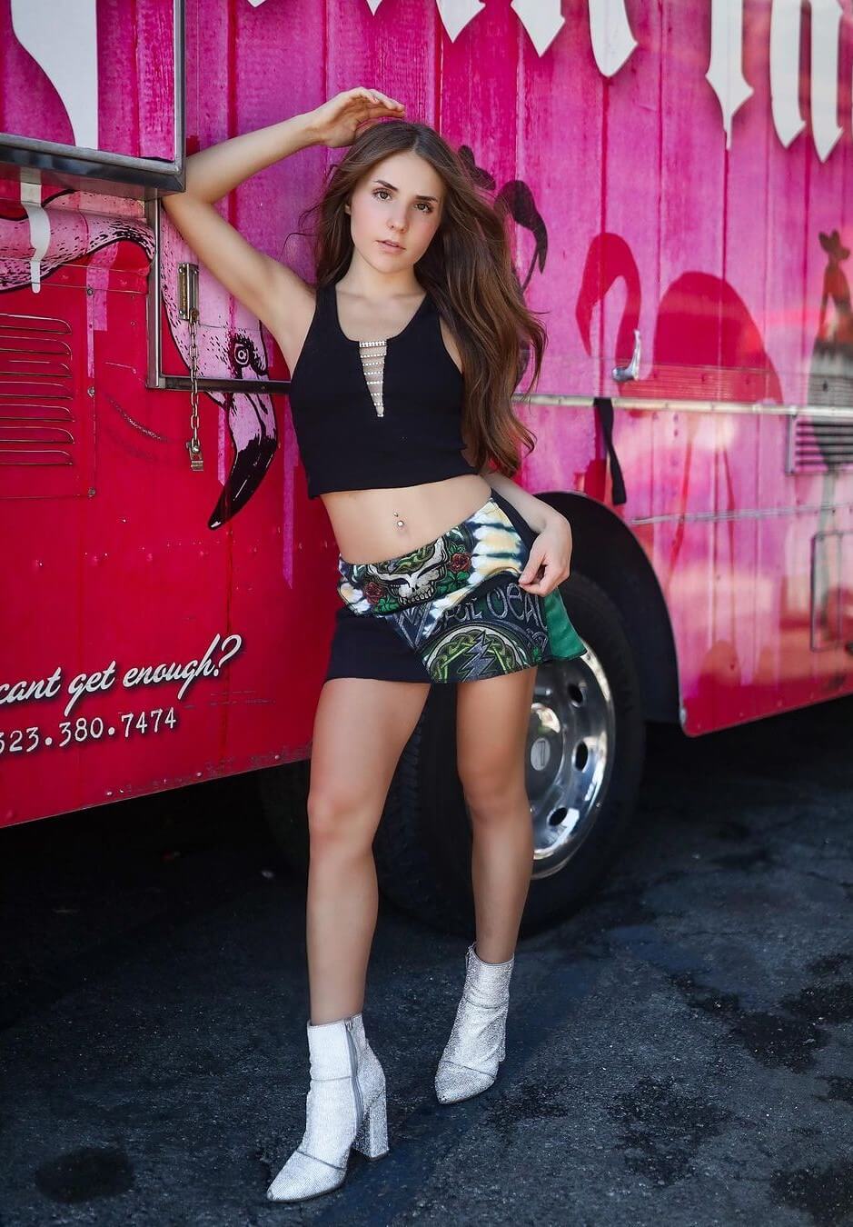 Piper Rockelle In Black Crop Top With Graphic Print Mini Skirt