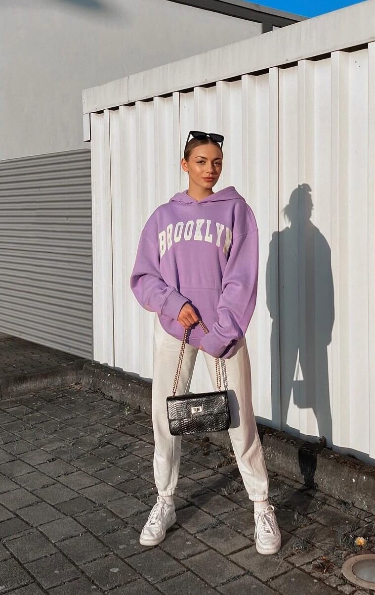 Tina Neumann In Purple Baggy Sweatshirt With White Jogger