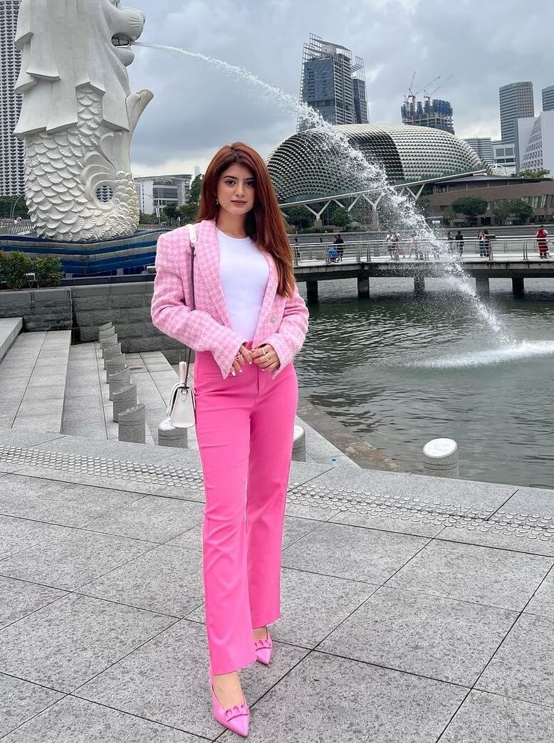 Arishfa Khan In White Top And Pink Pant With Jacket