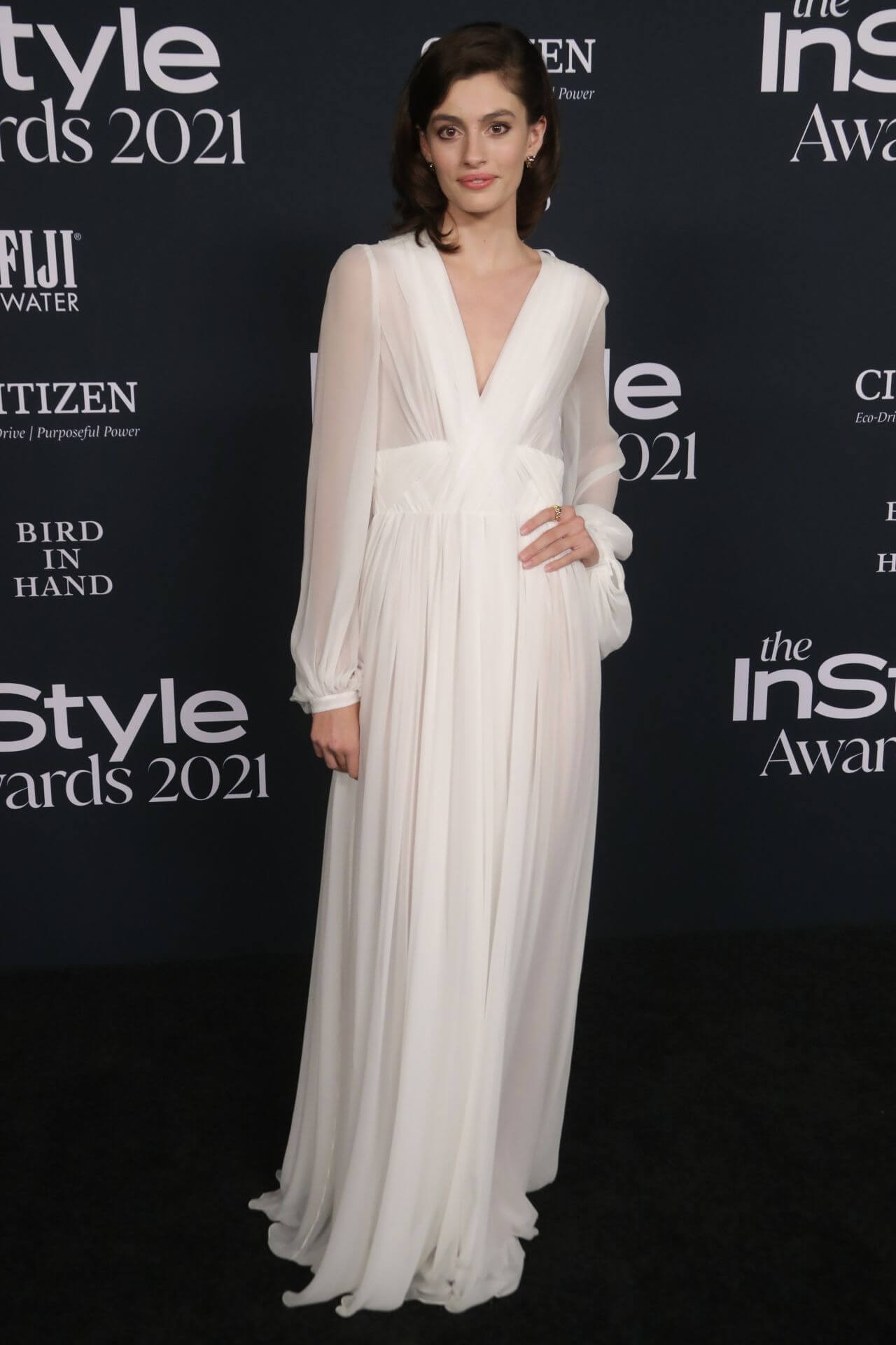 Diana Silvers In White Sheering Long Gown Dress
