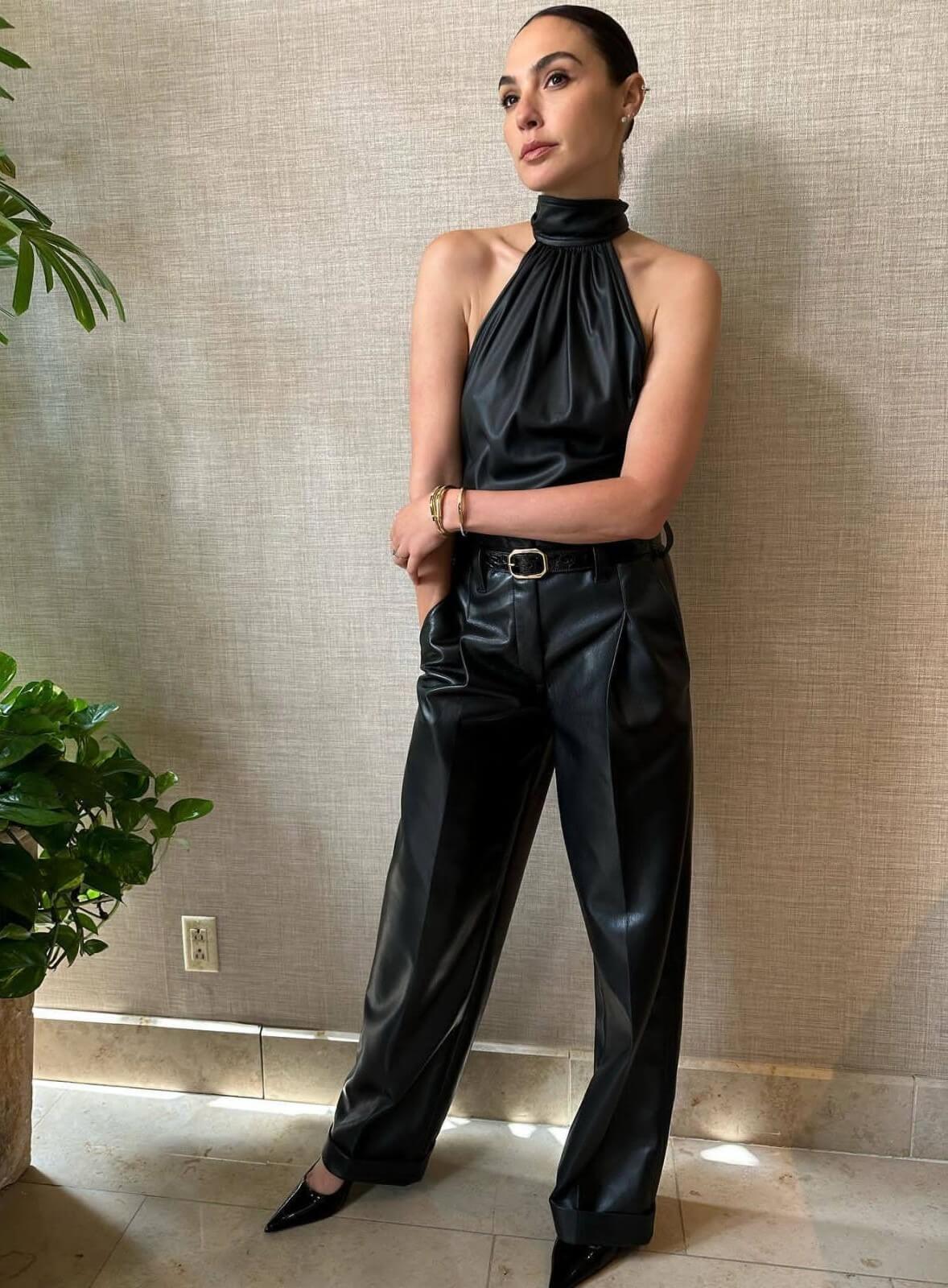 Gal Gadot In Black Leather  Outfit