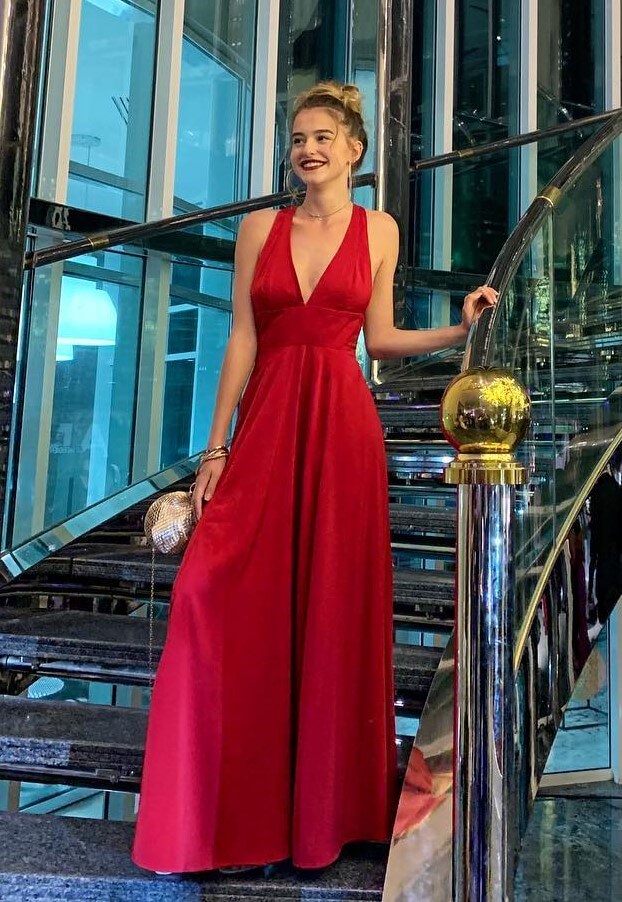 Lea Elui Ginet In Red Neckline Long Dress