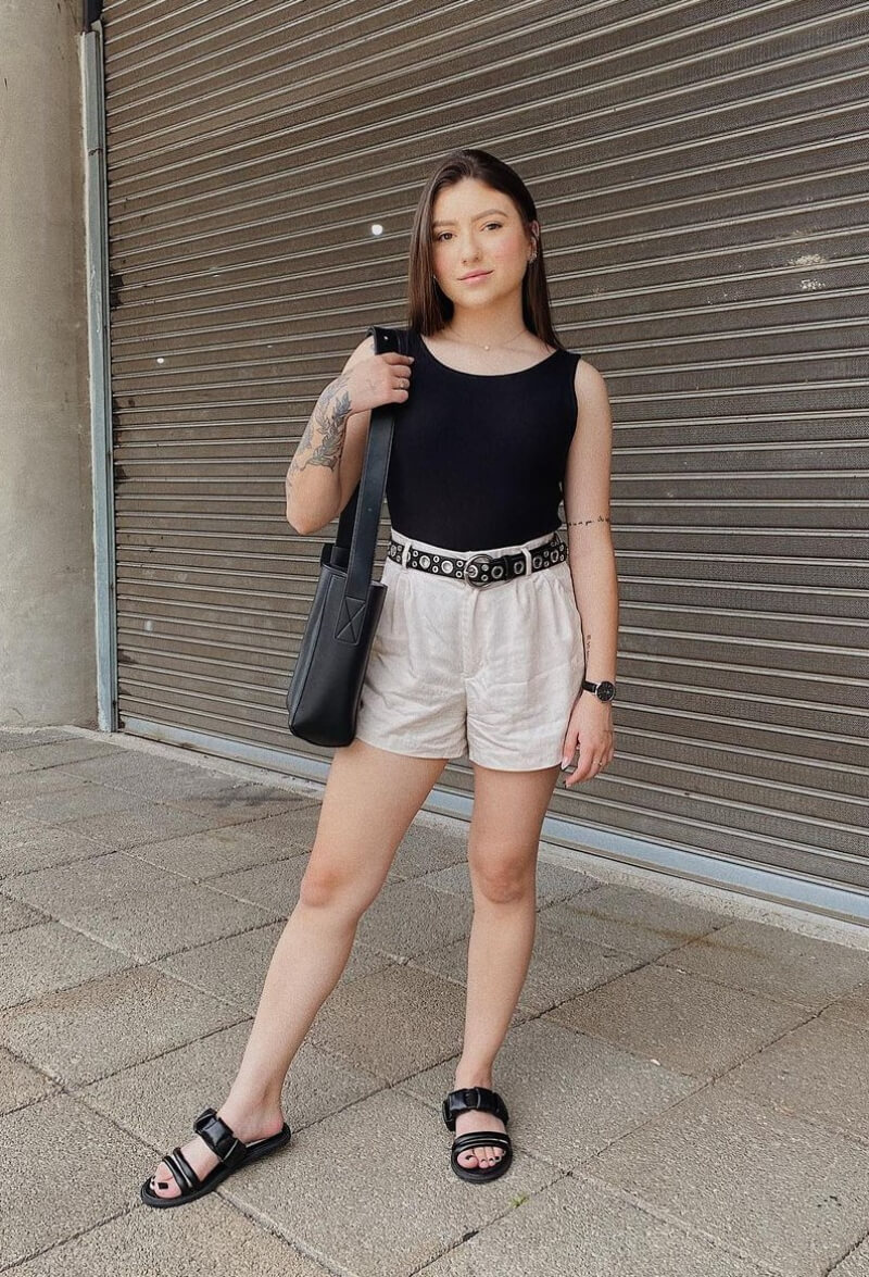 Anna Clarz In Black Sleeveless Top With Short Pants