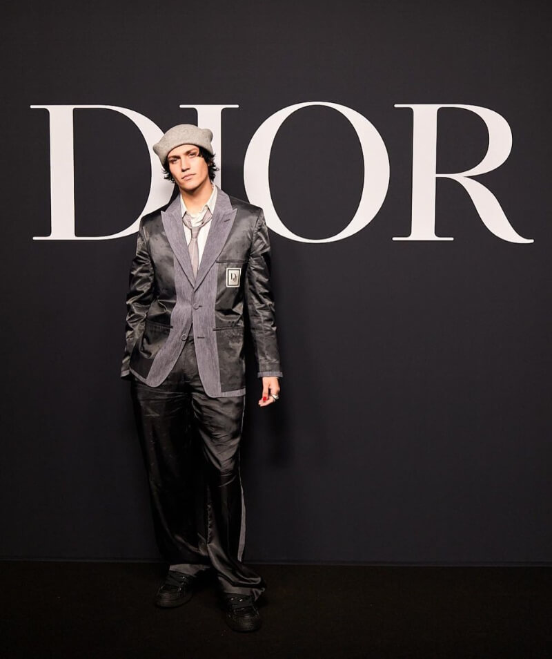 Chase Hudson In Grey Pantsuit Outfits