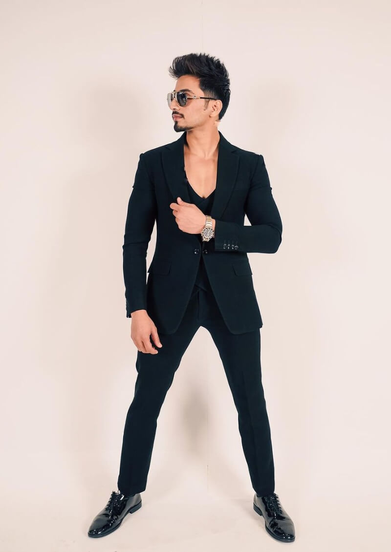 Faisal Shaikh In Black Blazer With Pants