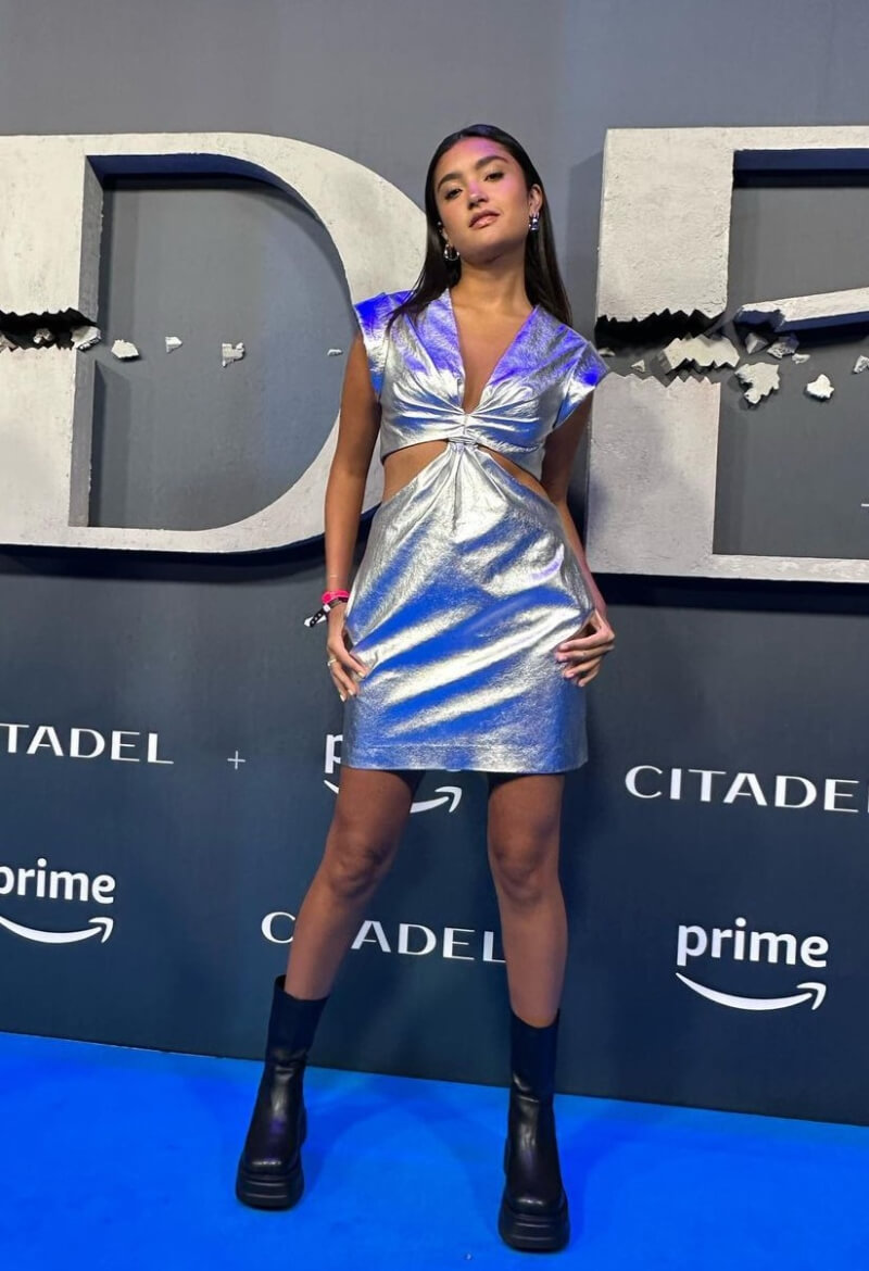 Xime Ponch In Silver Metallic Cut-Out Short Dress