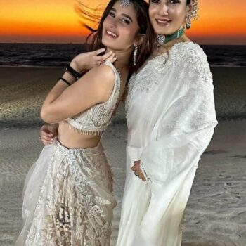 raveena-tandon-and-rasha-share-beautiful-pictures-1