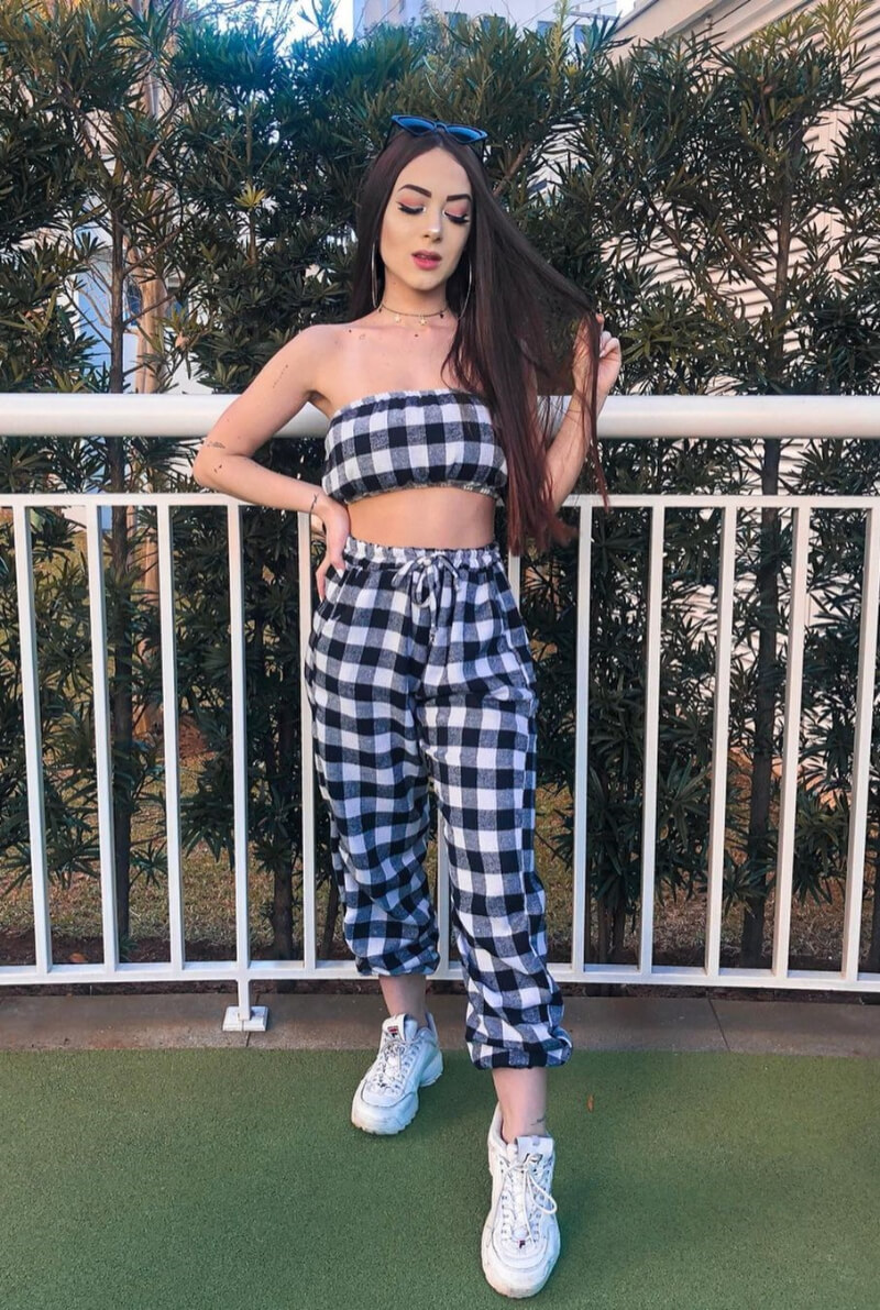 Brendha Crizel In Checked Co Ord Set
