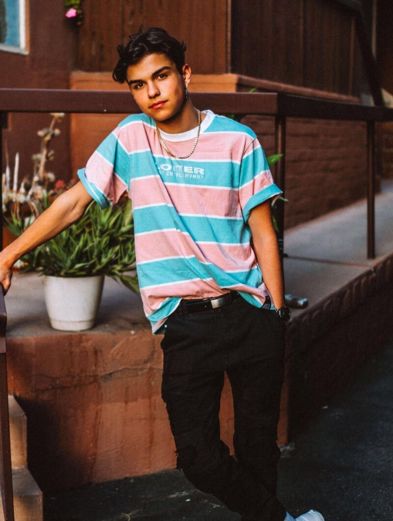 Harvey Petito In Striped T-shirt With Pants