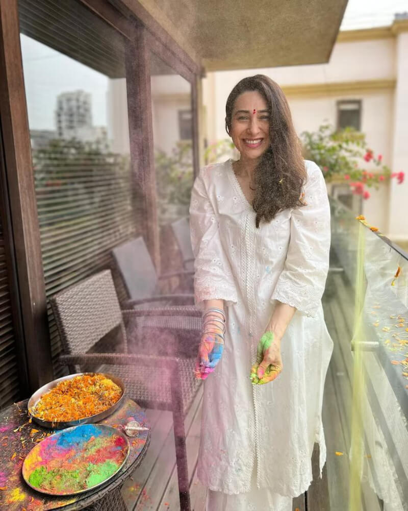 Karisma Kapoor In White Kurti Set Outfit