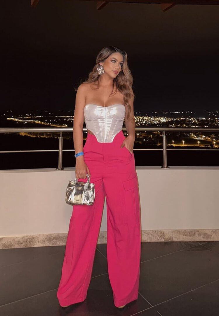 Melanie Janitsy Sophisticated Iconic and Classic Outfits