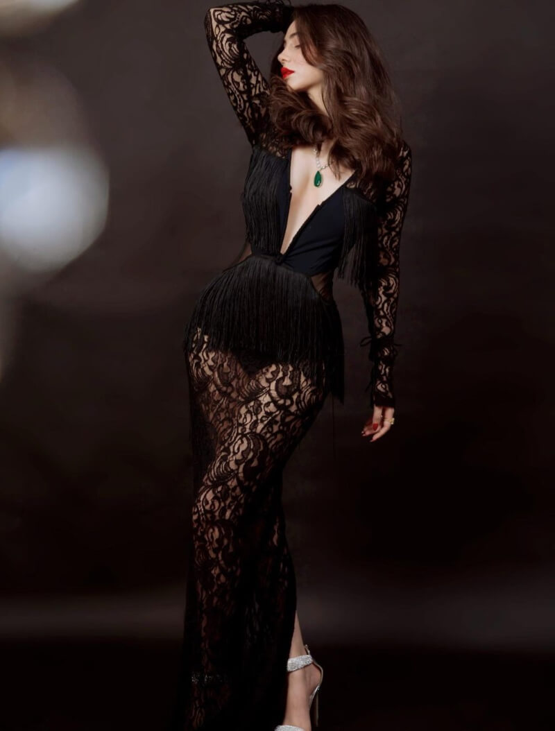 Zara Khan In Black Cut-Out Lace Design Long Dress
