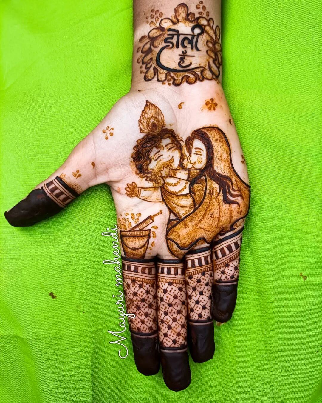Adorable Bal Radha Krishna Playing Holi Mehndi Design for Right Hand