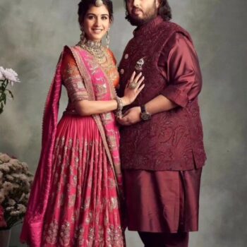 anant-ambani-and-radhika-merchants-pictures-that-steal-our-hearts-2
