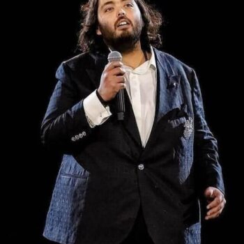 candid-moments-of-ambani-family-from-the-pre-wedding-festivities-2