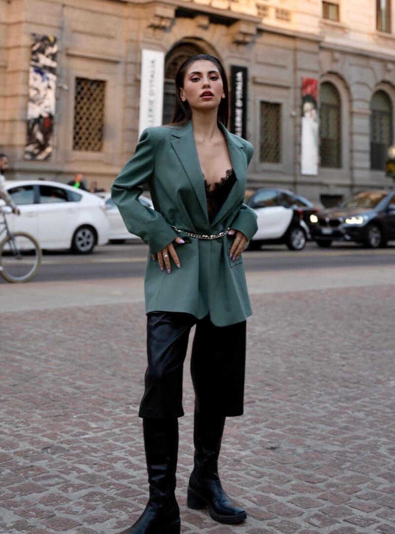 Andrea Garte In Olive Green Long Blazer With Pants
