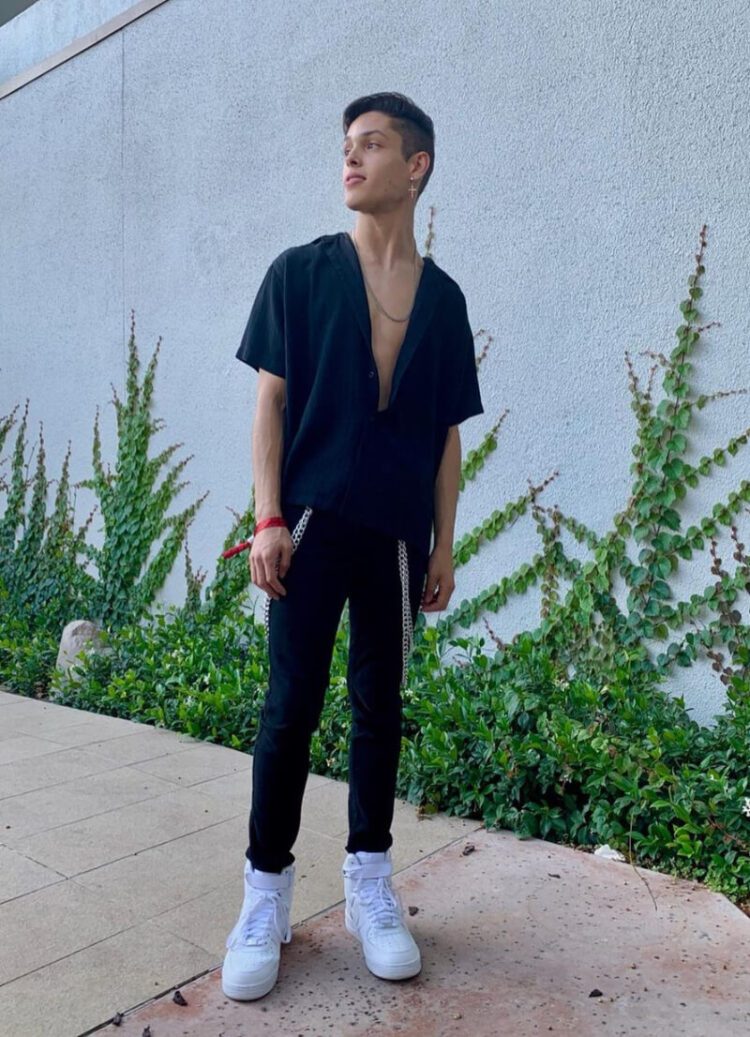 Christopher Romero’s Effortlessly Cool Style Fashion