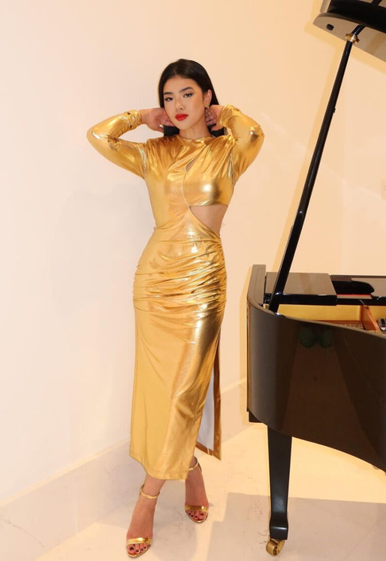 Gi Sayuri Unveiling Sophisticated Fashion and Glamour