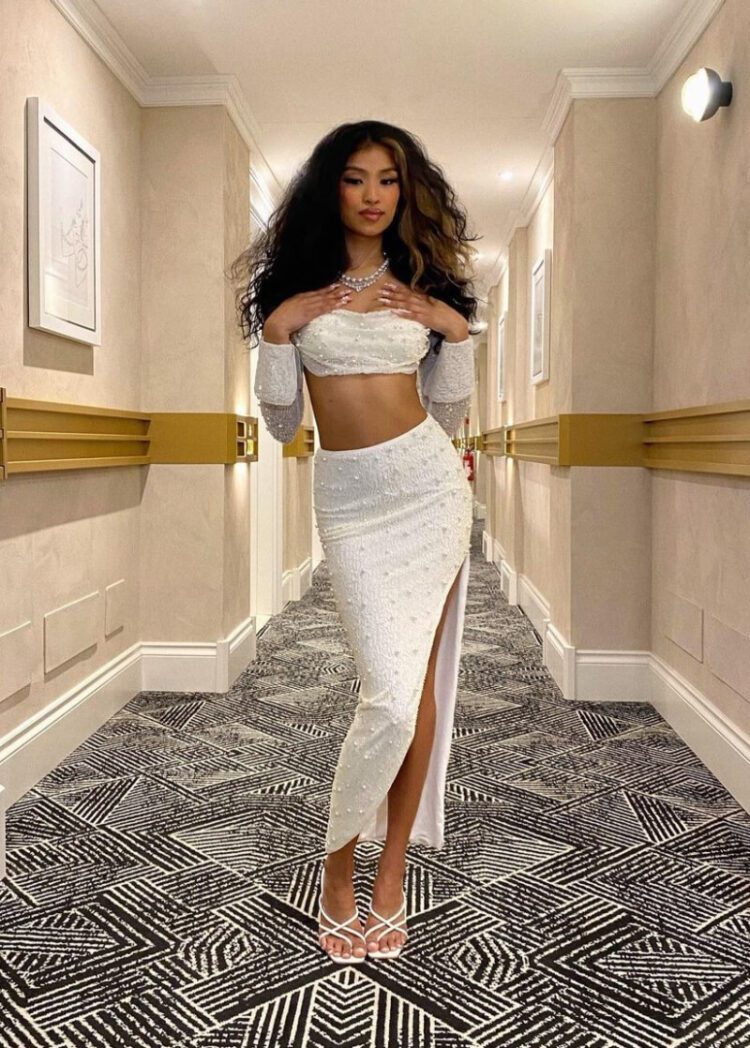 Honeycaycay Embracing Timeless Fashion Trends Ideas