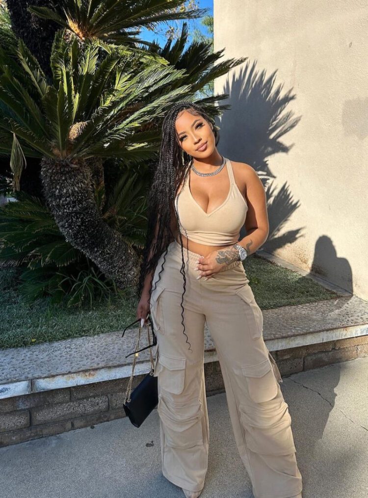 Kaelyn Marie Bold and Vibrant Sophisticated Fashion