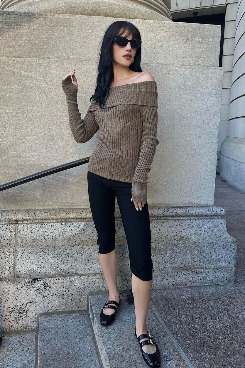 Natalie Violette In Woolen Top With Black Capri Pants